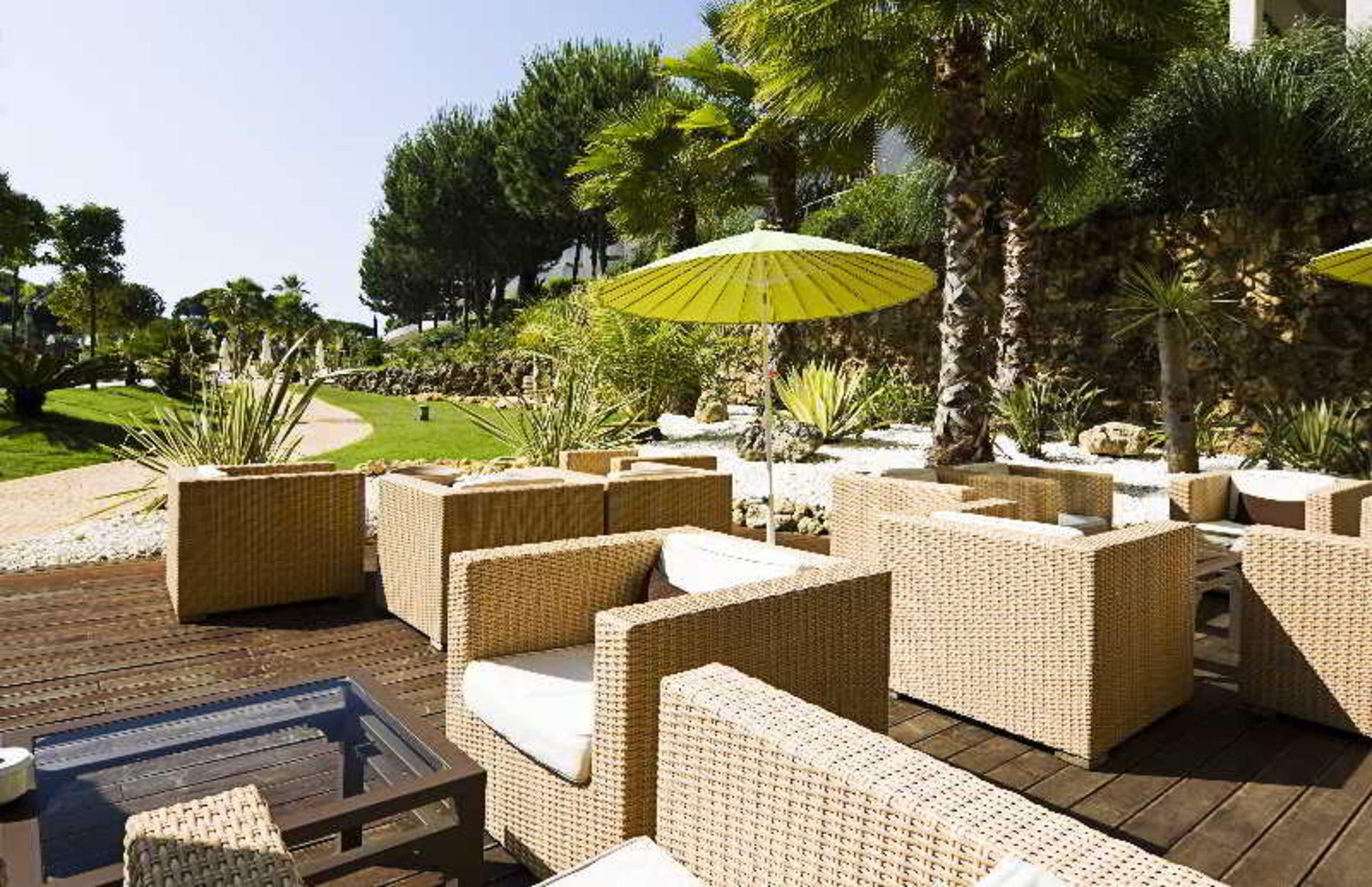 Precise Resort El Rompido-The Hotel Eksteriør billede Garden furniture