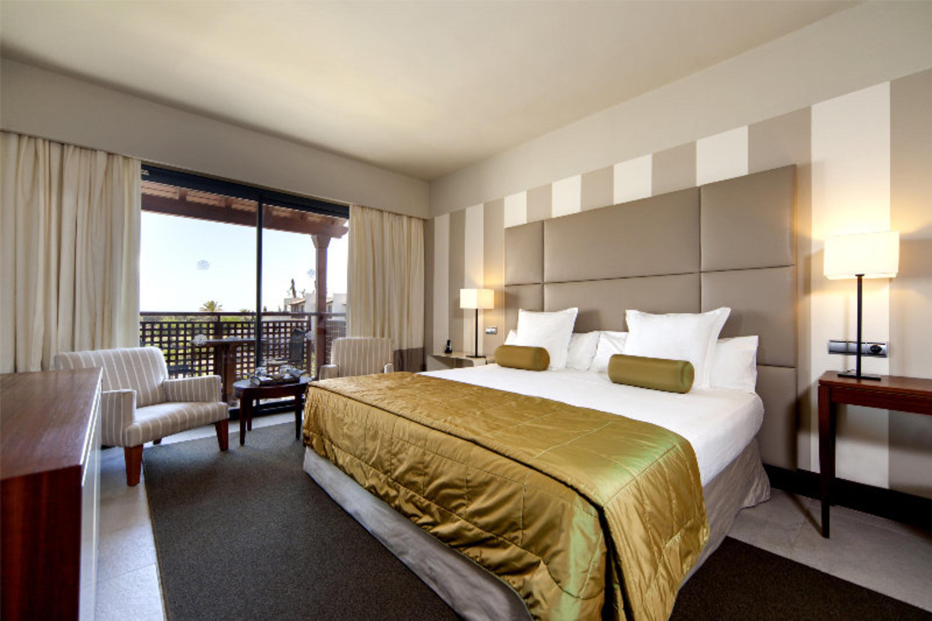 Precise Resort El Rompido-The Hotel Eksteriør billede A bedroom at the hotel