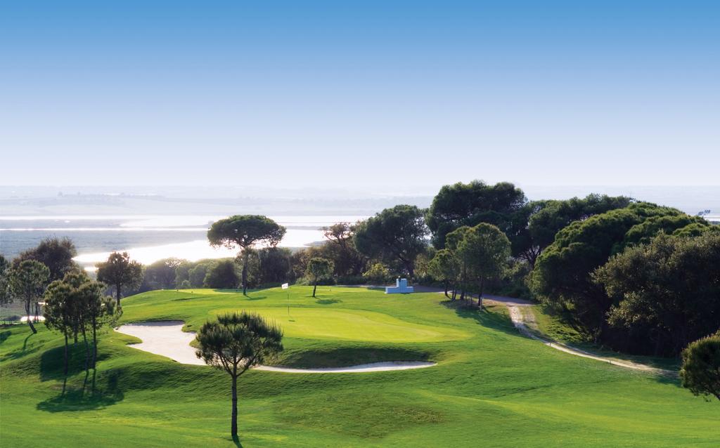 Precise Resort El Rompido-The Hotel Eksteriør billede Golf course at Quinta do Lago