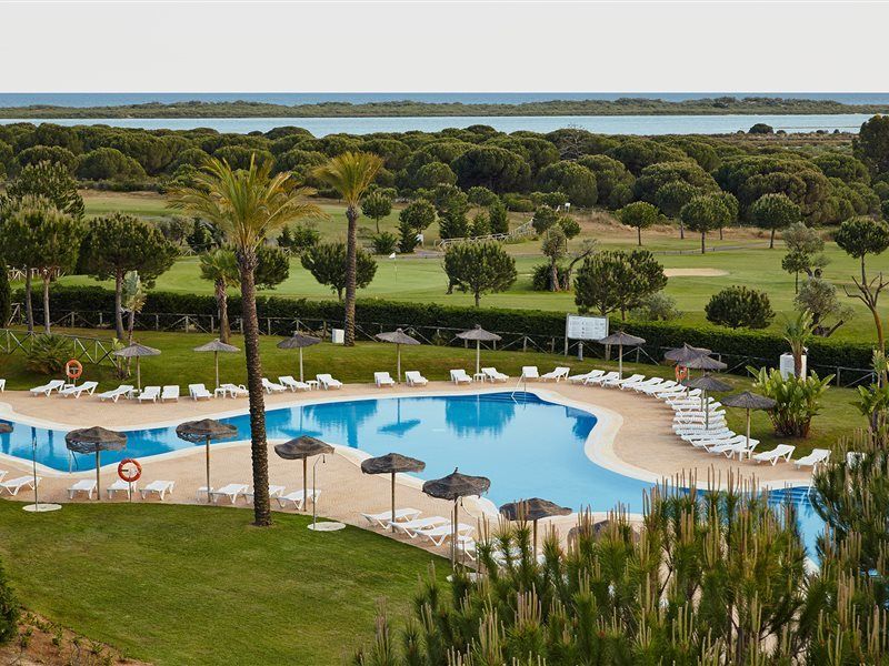 Precise Resort El Rompido-The Hotel Eksteriør billede Golf course at Quinta do Lago